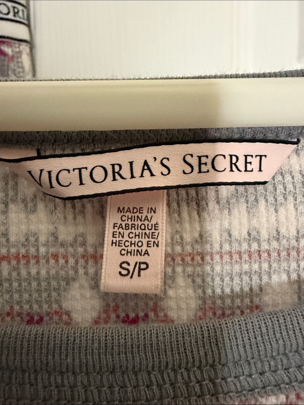 Victoria Secret Grey & Pink Pajama Set Size Small - Picture 2 of 5